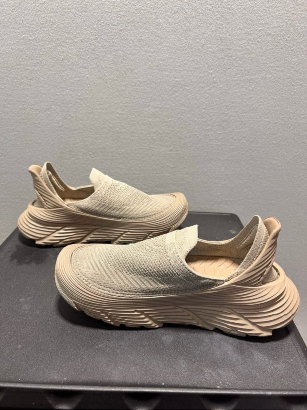 Hoka Restore TC Recovery Shoes All Gender M8/W9 Dune/Oxford Tan Excellent - Picture 5 of 8